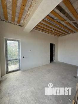 Дом 181м&sup2;, 2-этажный, участок 5 сот.  