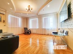 Дом 150м², 2-этажный, участок 8 сот.  