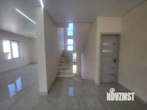 Дом 295м², 3-этажный, участок 5 сот.  