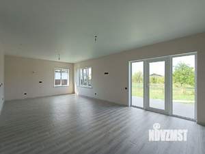 Дом 120м², 2-этажный, участок 6 сот.  