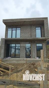 Дом 230м&sup2;, 2-этажный, участок 3 сот.  