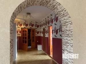 Дом 220м&sup2;, 2-этажный, участок 7 сот.  