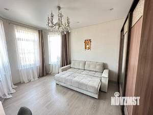 Дом 184м², 2-этажный, участок 8 сот.  