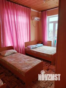 Дом 520м², 4-этажный, участок 4 сот.  