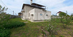 Дом 306м&sup2;, 2-этажный, участок 10 сот.  