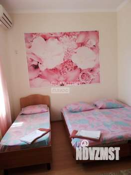 Дом 233м², 3-этажный, участок 4 сот.  