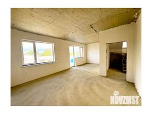 Дом 130м&sup2;, 2-этажный, участок 5 сот.  