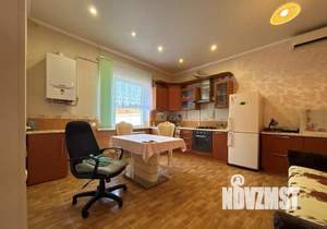 Дом 93м&sup2;, 1-этажный, участок 5 сот.  