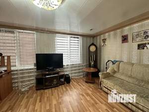 Дом 342м², 2-этажный, участок 6 сот.  