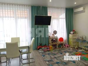 Дом 111м&sup2;, 2-этажный, участок 3 сот.  