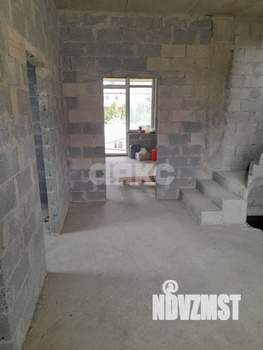 Дом 220м&sup2;, 2-этажный, участок 5 сот.  