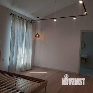 Дом 130м², 2-этажный, участок 6 сот.  