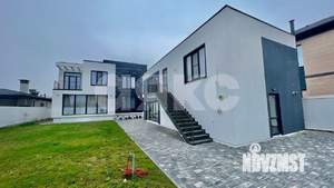 Дом 530м&sup2;, 3-этажный, участок 8 сот.  