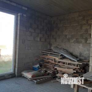 Дом 90м², 2-этажный, участок 5 сот.  