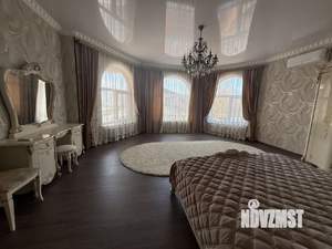 Дом 261м², 2-этажный, участок 6 сот.  