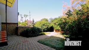 Дом 394м&sup2;, 2-этажный, участок 3 сот.  