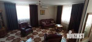 Дом 373м², 2-этажный, участок 10 сот.  