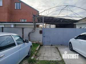 Дом 402м&sup2;, 3-этажный, участок 9 сот.  