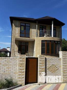 Дом 350м&sup2;, 2-этажный, участок 5 сот.  