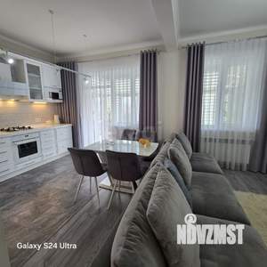 Дом 150м², 2-этажный, участок 5 сот.  