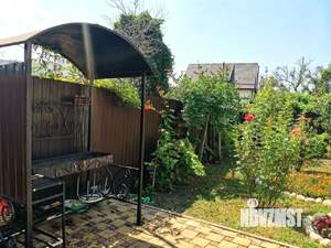 Дом 180м&sup2;, 2-этажный, участок 6 сот.  