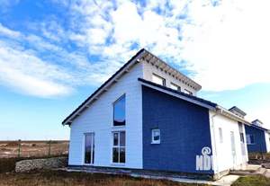 Дом 75м&sup2;, 2-этажный, участок 4 сот.  