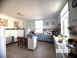 Дом 249м², 2-этажный, участок 13 сот.  