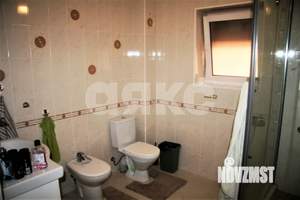 Дом 210м&sup2;, 2-этажный, участок 12 сот.  