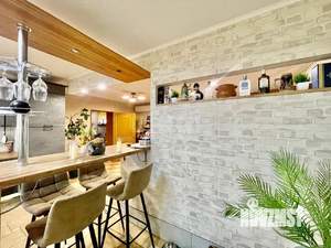 Дом 301м², 3-этажный, участок 8 сот.  