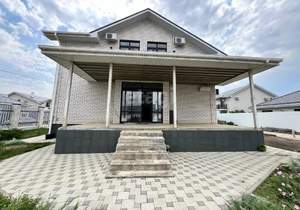 Дом 162м², 2-этажный, участок 8 сот.  