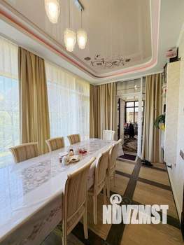 Дом 250м², 2-этажный, участок 5 сот.  