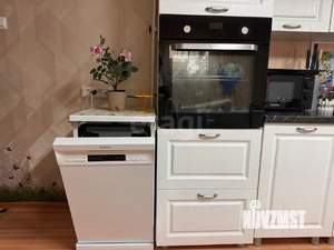 Дом 240м&sup2;, 3-этажный, участок 8 сот.  