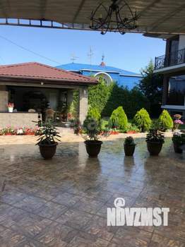 Дом 352м&sup2;, 3-этажный, участок 5 сот.  