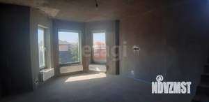 Дом 150м&sup2;, 2-этажный, участок 6 сот.  