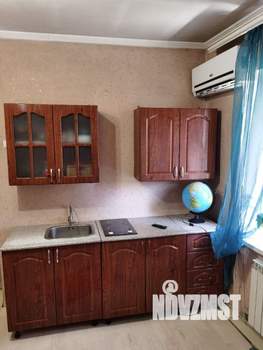 Дом 30м&sup2;, 2-этажный, участок 7 сот.  