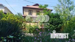 Дом 136м&sup2;, 2-этажный, участок 2 сот.  