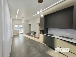 Дом 190м&sup2;, 2-этажный, участок 5 сот.  