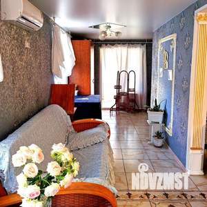 Дом 103м&sup2;, 2-этажный, участок 4 сот.  