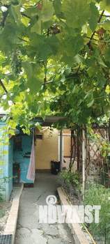 Дом 37м&sup2;, 2-этажный, участок 4 сот.  