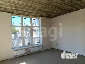 Дом 226м&sup2;, 2-этажный, участок 4 сот.  