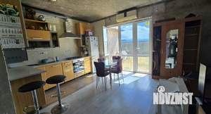 Дом 167м&sup2;, 2-этажный, участок 4 сот.  