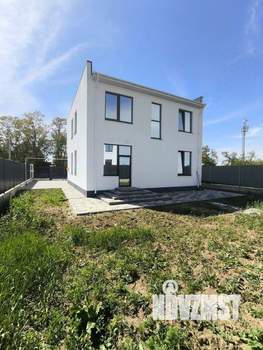 Дом 188м&sup2;, 2-этажный, участок 4 сот.  