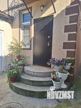 Дом 70м&sup2;, 2-этажный, участок 1 сот.  