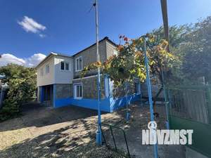 Дом 70м&sup2;, 2-этажный, участок 3 сот.  