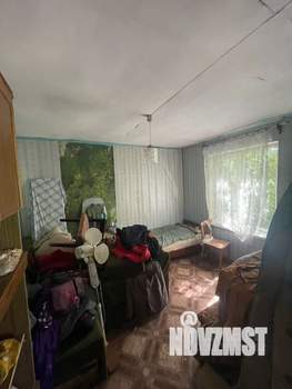 Дом 30м&sup2;, 2-этажный, участок 5 сот.  