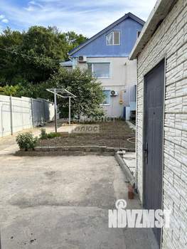 Коттедж 53м&sup2;, 2-этажный, участок 2 сот.  