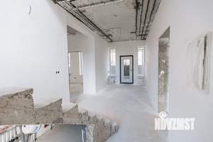 Дом 218м², 2-этажный, участок 6 сот.  