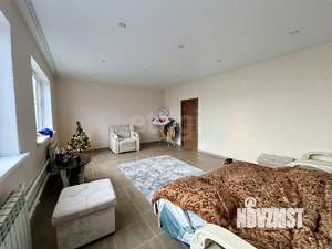 Дом 181м², 2-этажный, участок 5 сот.  