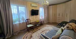 Дом 70м&sup2;, 2-этажный, участок 10 сот.  