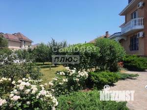 Дом 371м&sup2;, 3-этажный, участок 11 сот.  